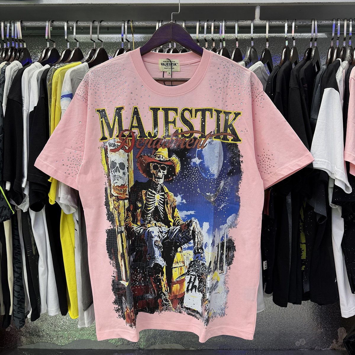 MAJESTIK Back To The One Graphic T-Shirt ¡ª context
