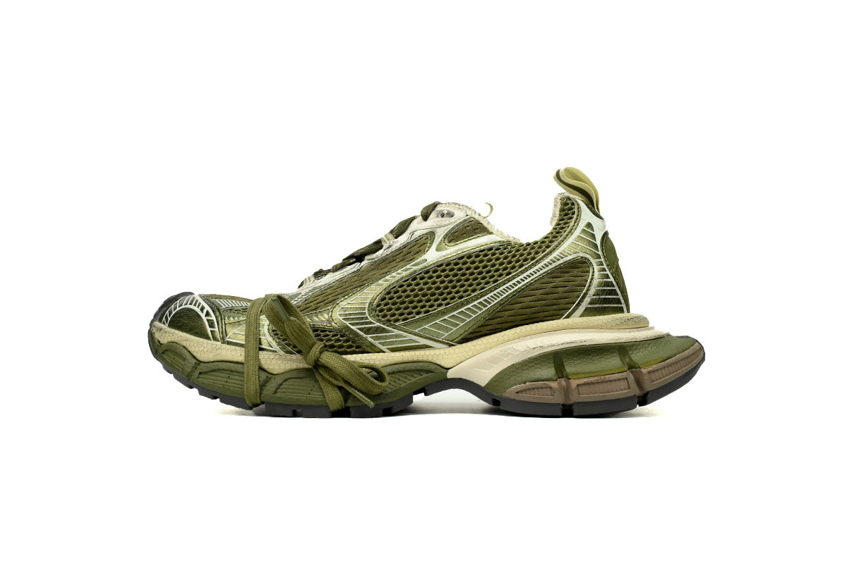Balenciaga 3XL  men's shoes Track Sneaker ¨C Low-Top Chunky Sole balenciaga runners