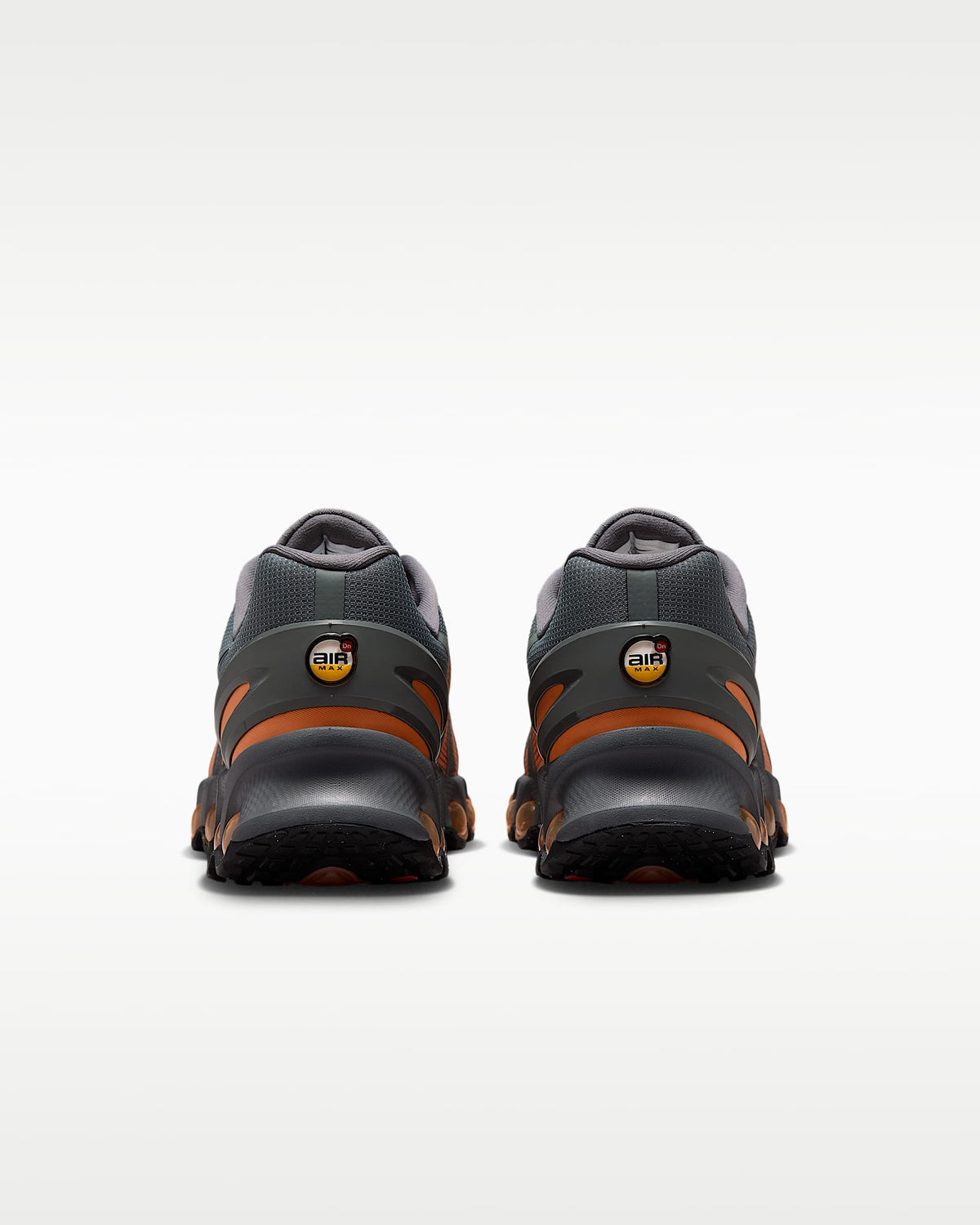 Nike Air Max DN ¨C Dark Grey/Copper Orange Sneaker