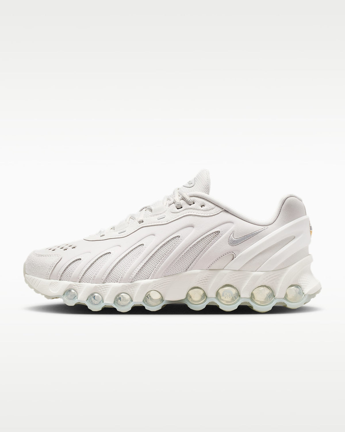 Nike Air Max DN ¨C Off-White/Silver Sneaker