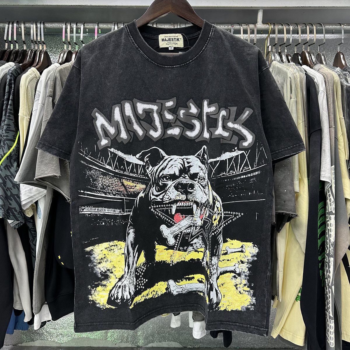 MAJESTIK Bulldog Rhinestone Graphic Cropped T-Shirt ¡ª context