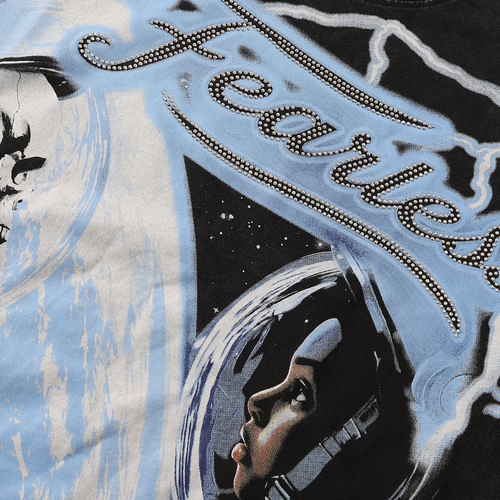 MAJESTIK Astronaut Skull Graphic T-Shirt ¡ª detail