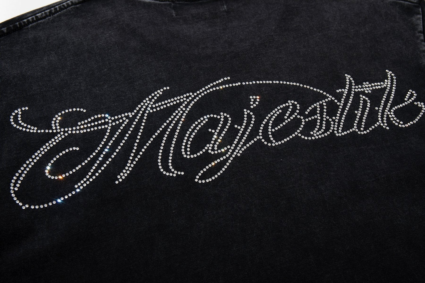 MAJESTIK Football Dog Graphic Short-Sleeve T-Shirt ¡ª detail