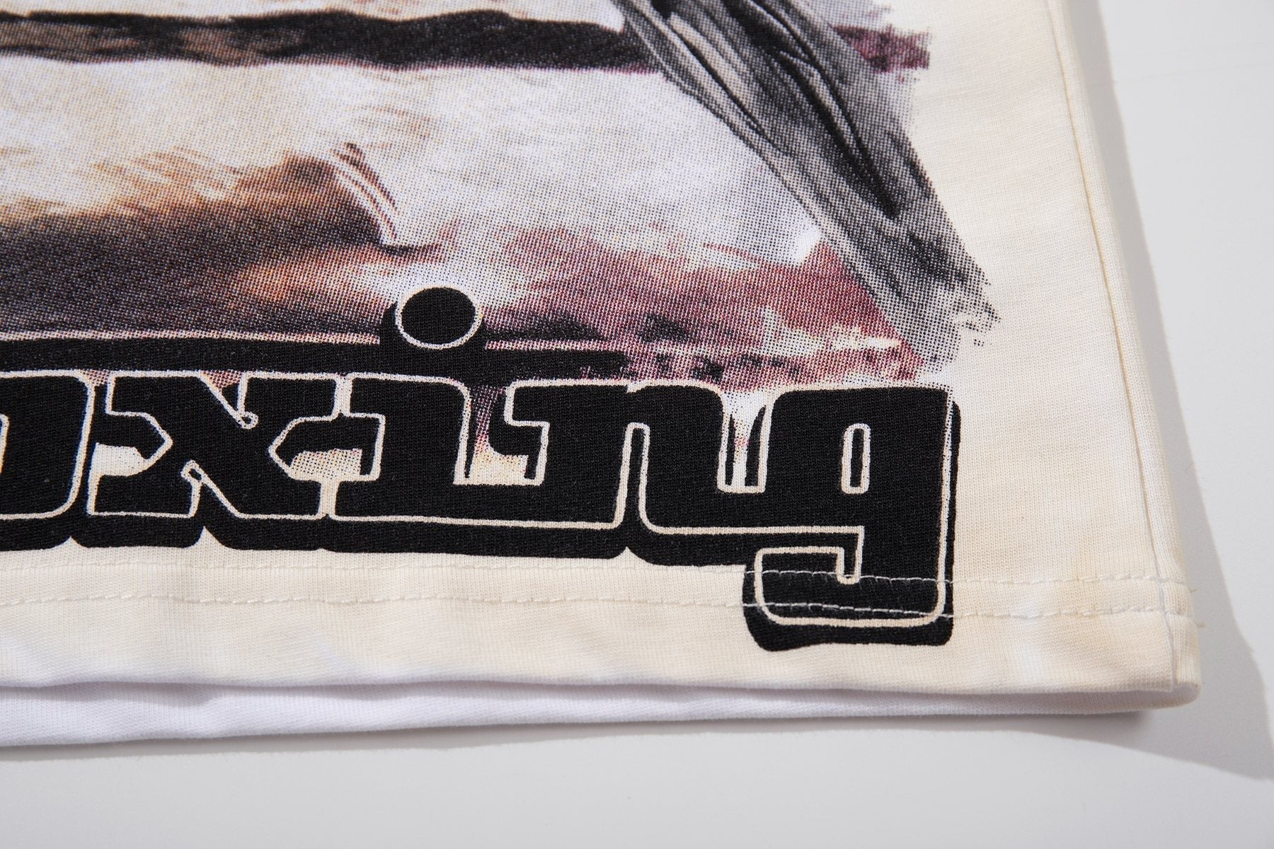 MAJESTIK Skeleton Boxing Graphic T-Shirt ¡ª detail