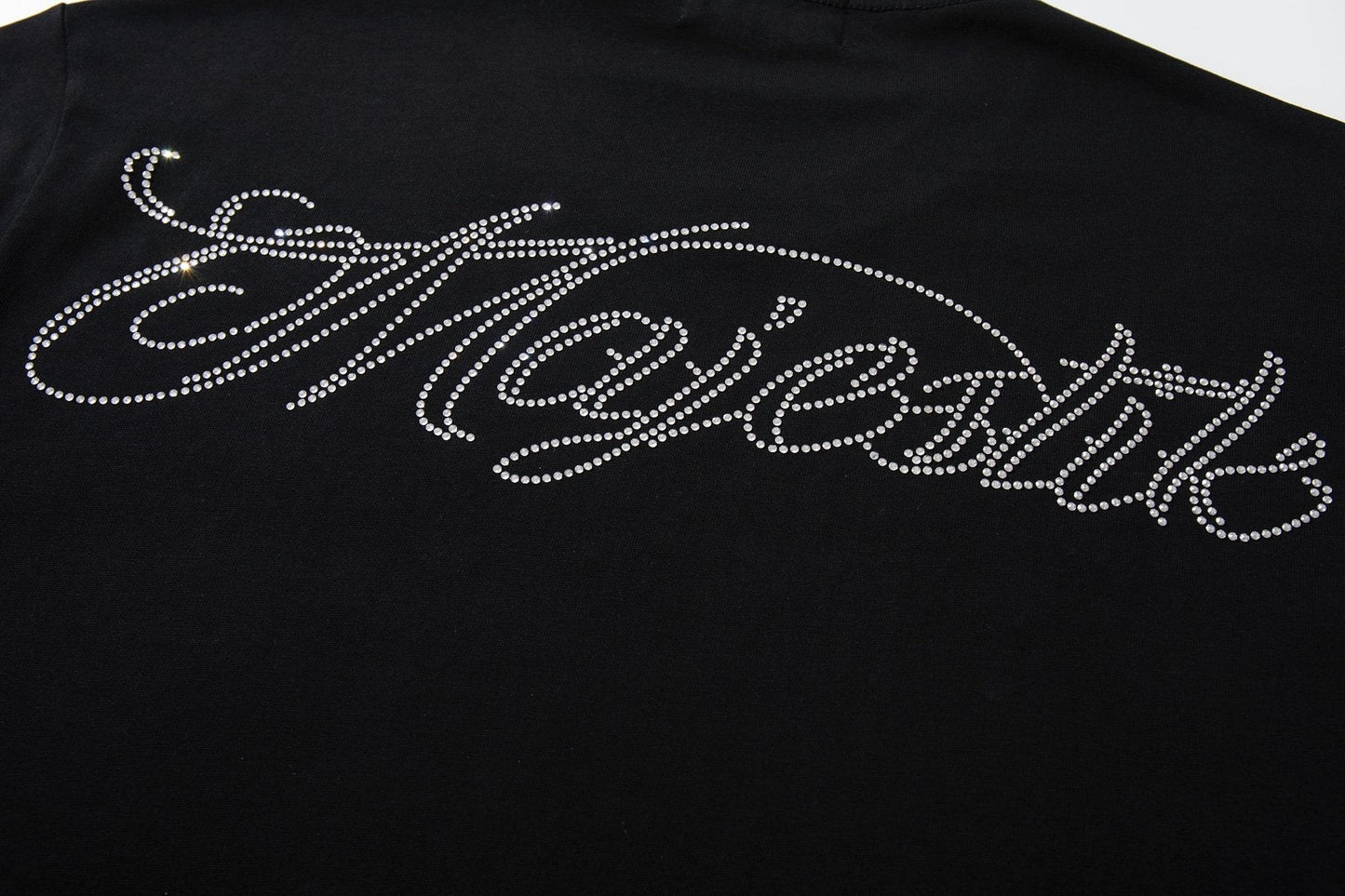 MAJESTIK Blue-Green Front & Script Back Graphic T-Shirt ¡ª detail