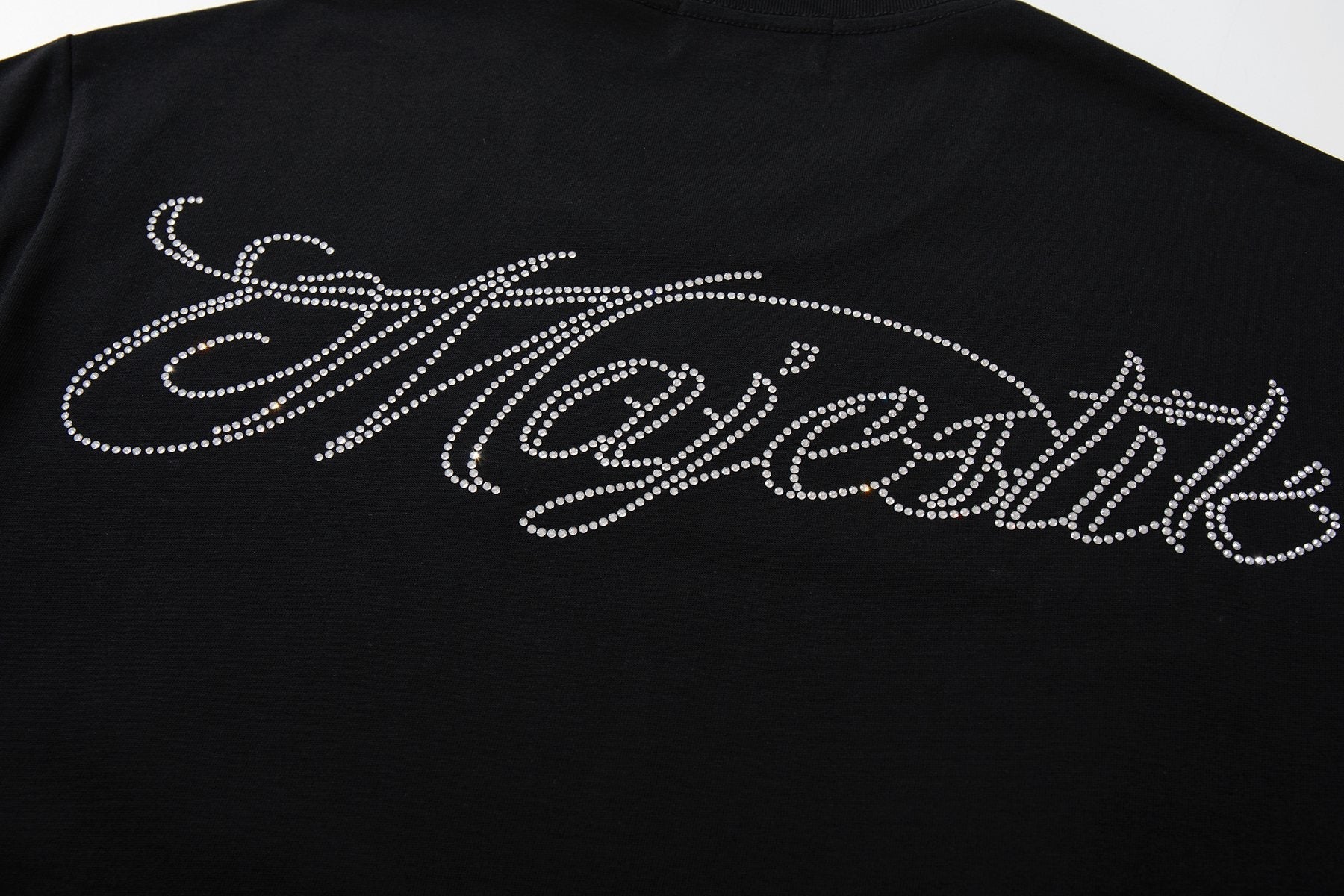 MAJESTIK Script Back Graphic T-Shirt ¡ª detail