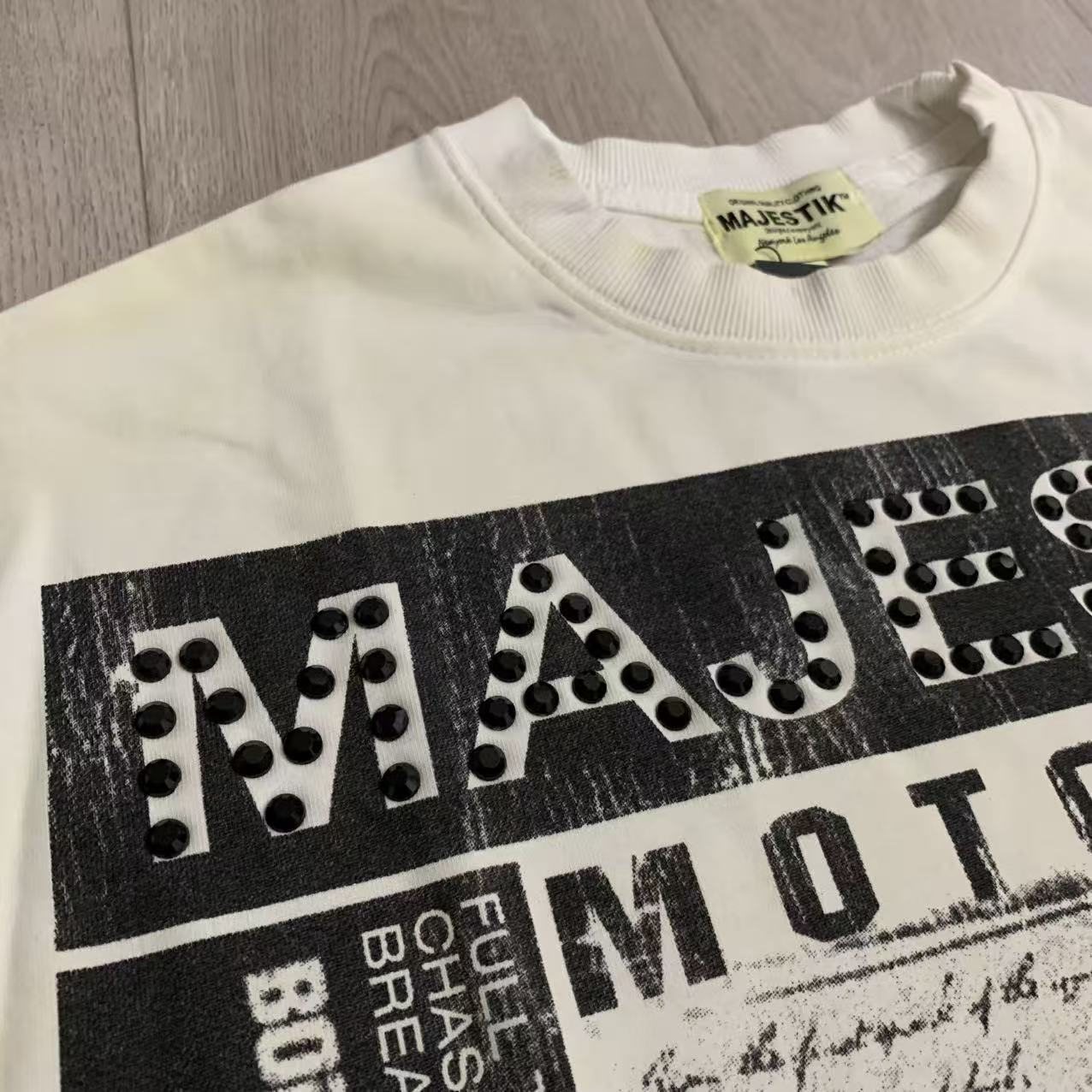 MAJESTIK Motor Club Graphic Short-Sleeve T-Shirt ¡ª neck_label