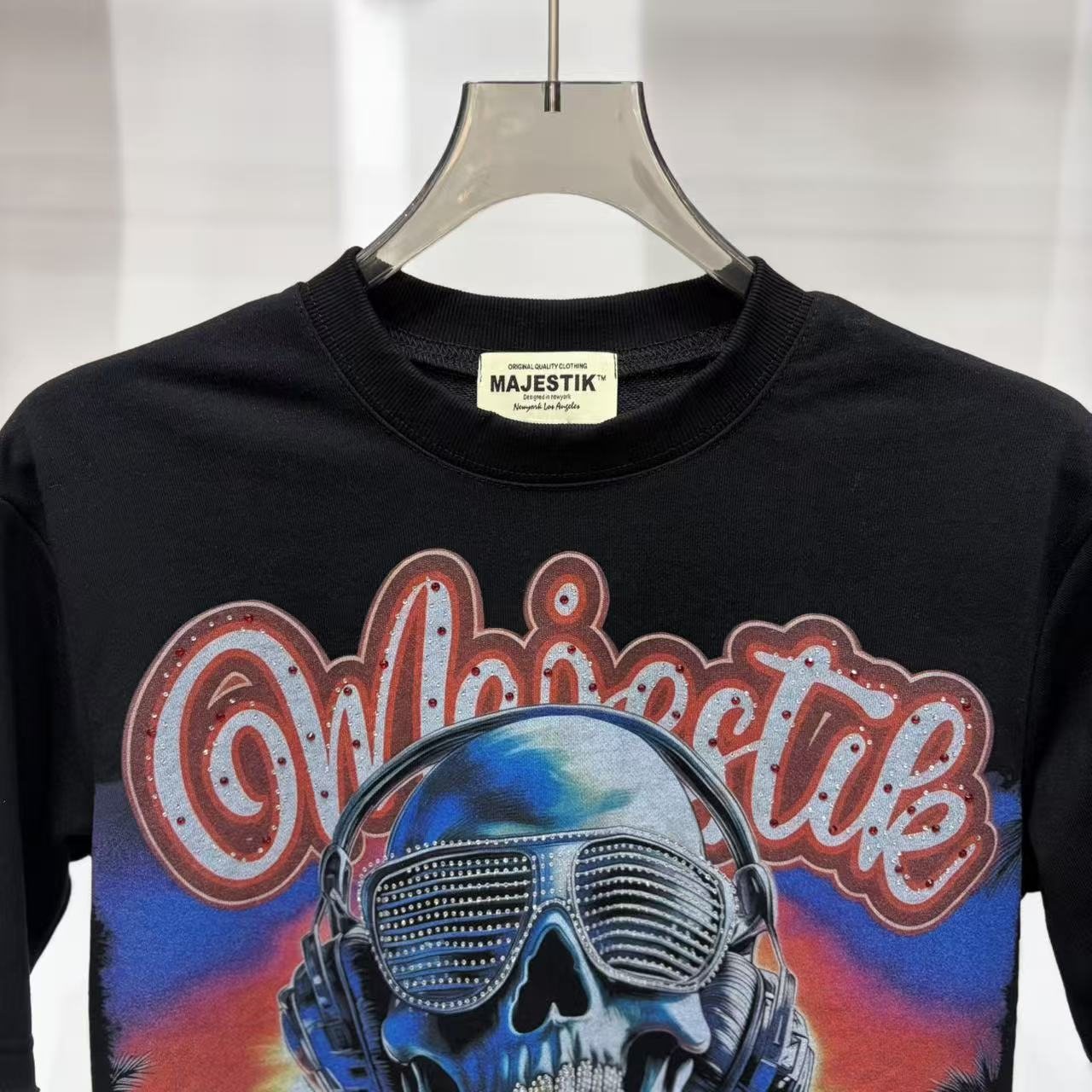 MAJESTIK Skull Headphones Graphic T-Shirt ¡ª detail