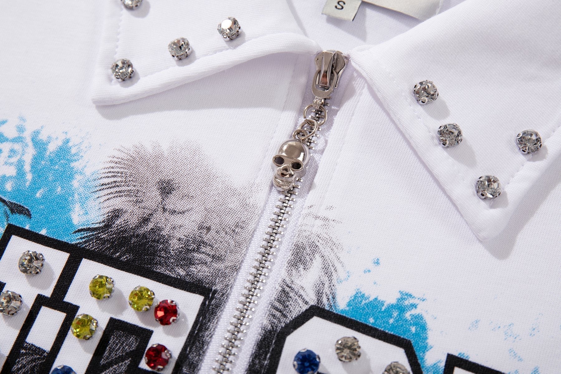 MAJESTIK Car Graphic Zip-Front Short-Sleeve T-Shirt ¡ª detail