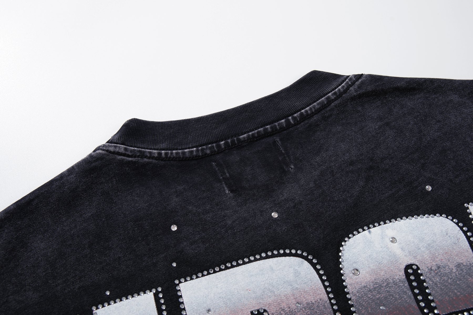MAJESTIK Racing Skull Graphic T-Shirt ¡ª detail