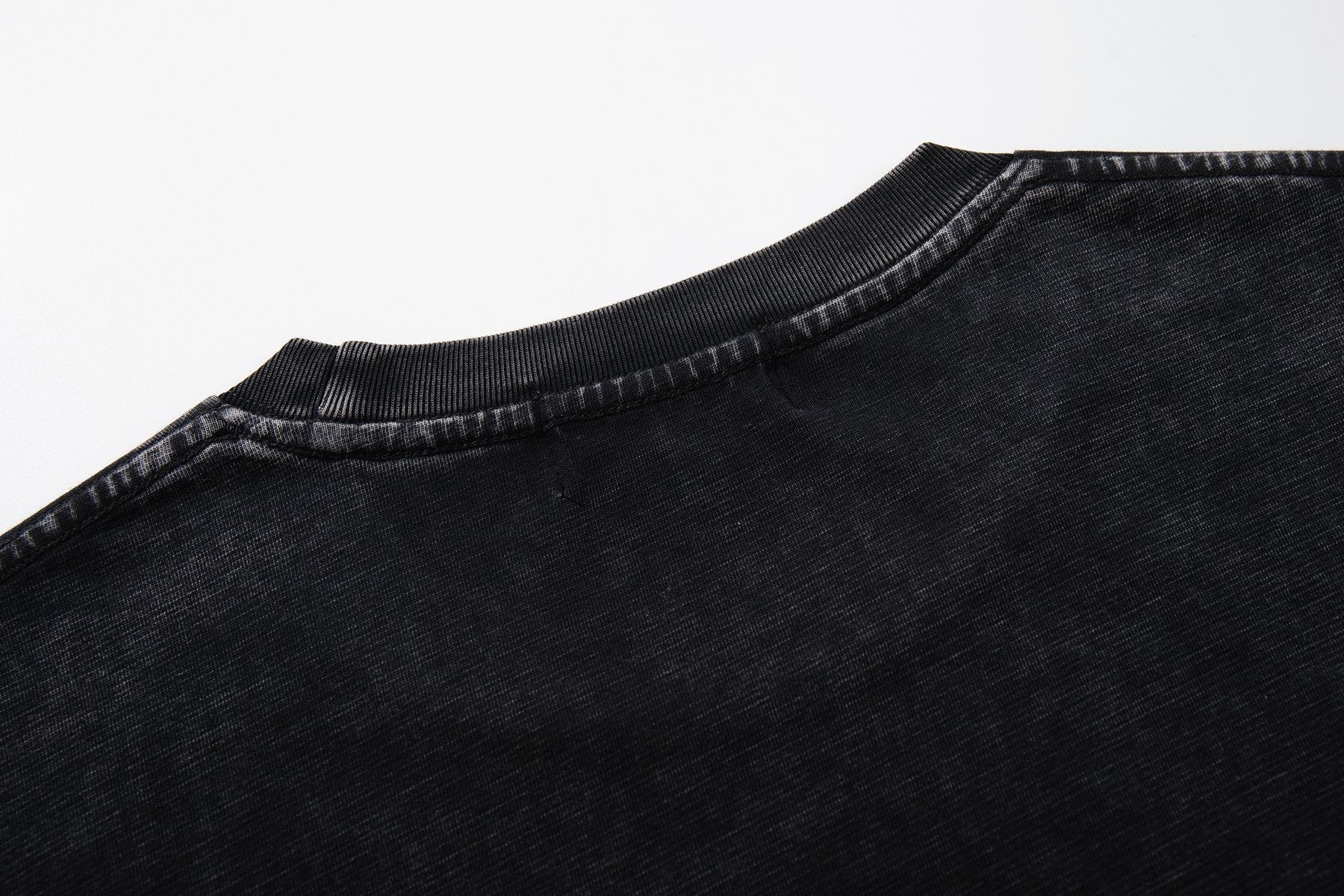 MAJESTIK Washed Black Graphic Short-Sleeve T-Shirt ¡ª detail