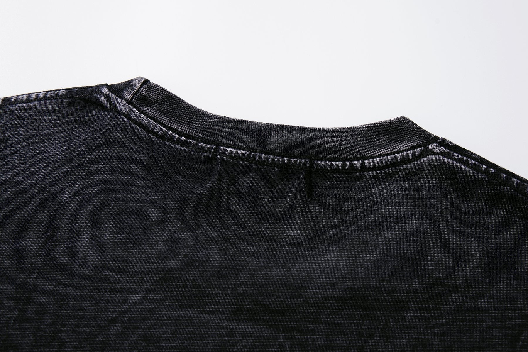MAJESTIK Wolf Reaper Graphic T-Shirt ¡ª detail