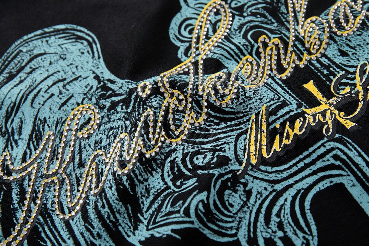 MAJESTIK Alien Skull Wing Graphic T-Shirt ¡ª detail
