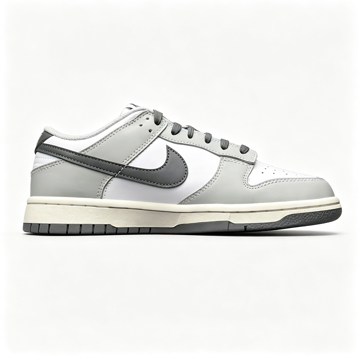 Nike Dunk Low ¨C White / Light Grey / Dark Grey / Sail