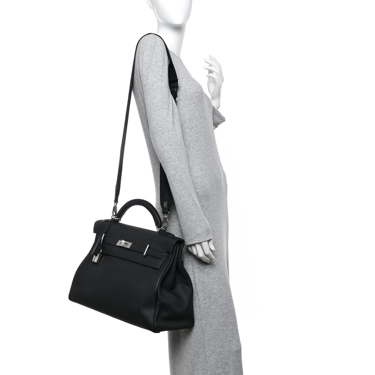Togo Maxi Kelly Retourne 42 Black