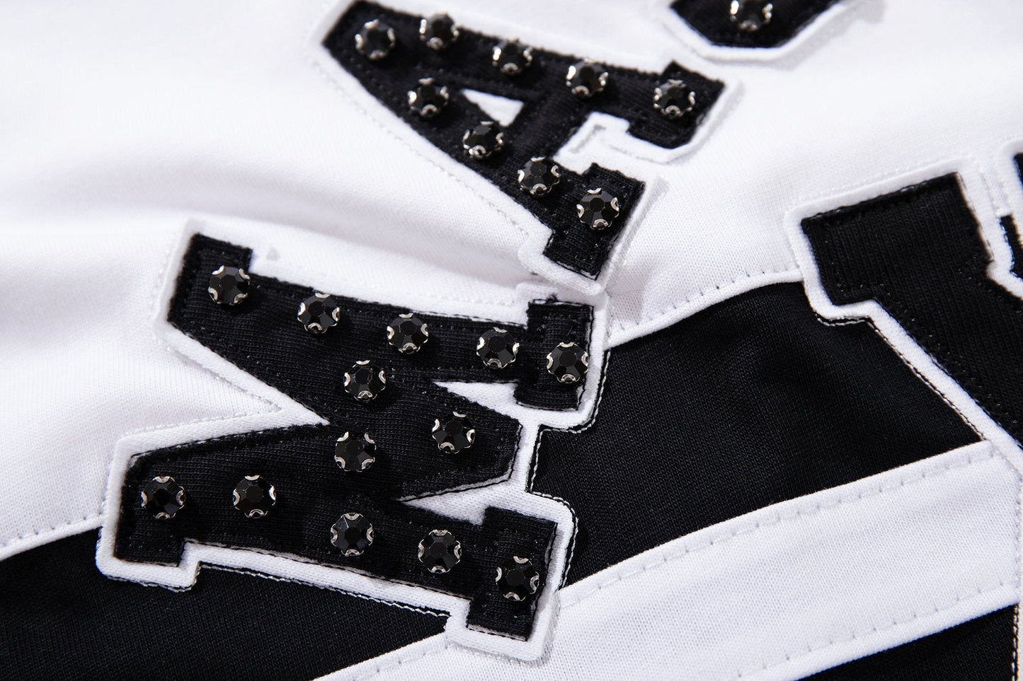 MAJESTIK XX Sports Graphic Zip Polo Shirt ¡ª detail